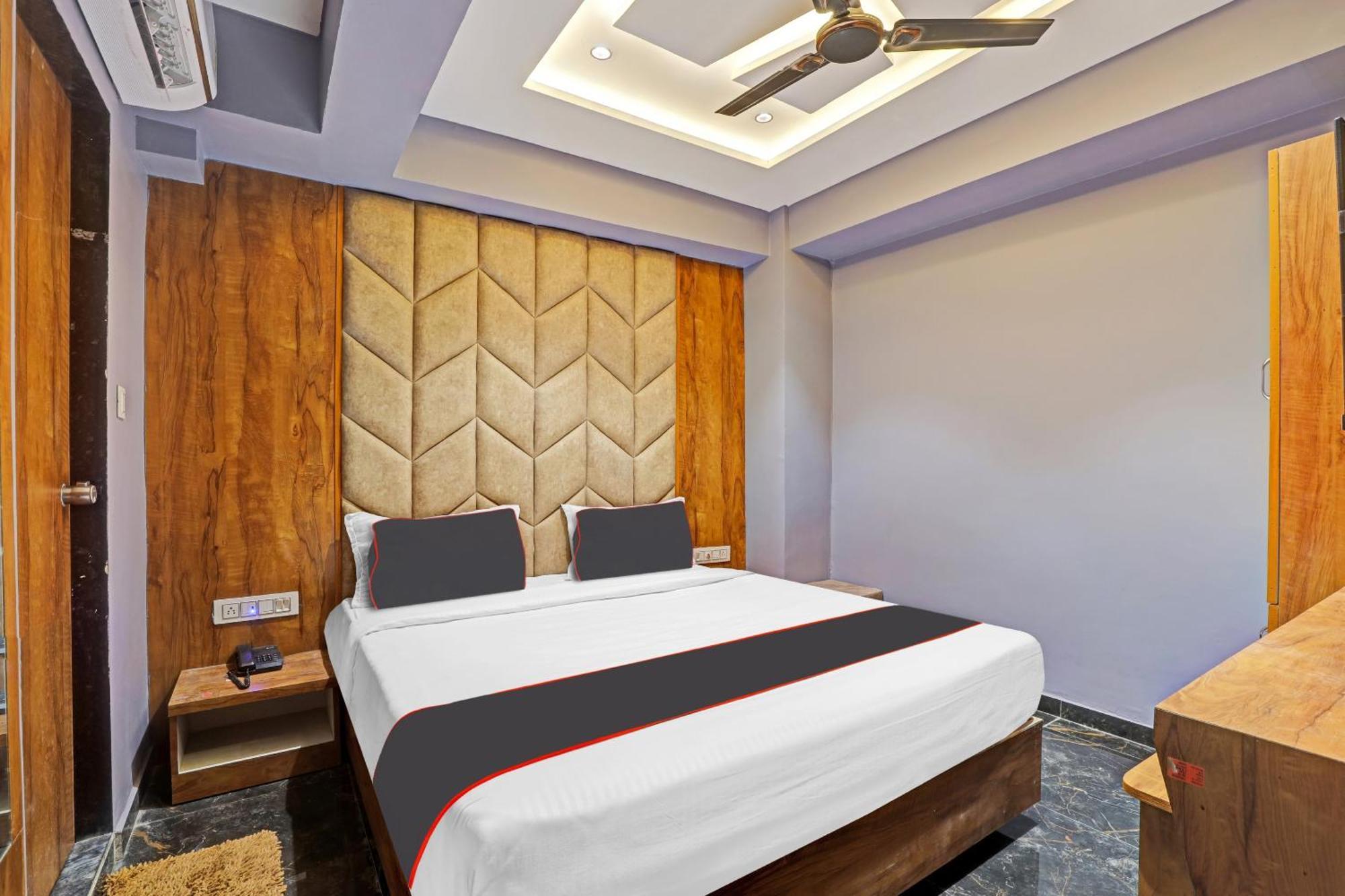 Collection O Park View Hotel Ahmedabad Exterior photo